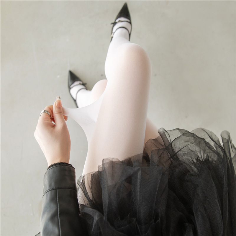 Csíkos mintázatú harisnyanadrág, 15D, Core-spun Silk (80–90% poliészter), lélegző, nedvességelvezető, formázó, minden évszakra