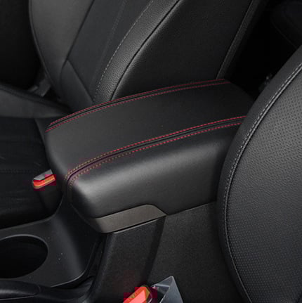 Husă din piele pentru cotiera centrală Hyundai ix35 (2010–2020); Material: Piele; Model: Hyundai ix35; Compatibilitate: ix35 2010–2020; Greutate: 100 g; Personalizare disponibilă