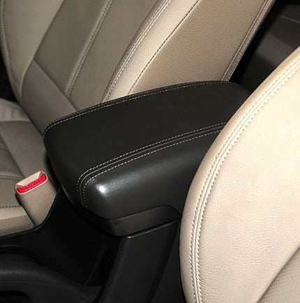 Husă din piele pentru cotiera centrală Hyundai ix35 (2010–2020); Material: Piele; Model: Hyundai ix35; Compatibilitate: ix35 2010–2020; Greutate: 100 g; Personalizare disponibilă