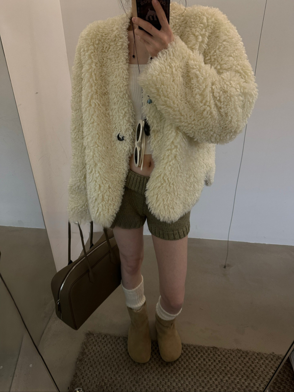 Kožušuch z umelej kožušiny, japonsko-kórejský voľný štýl, V-krk, dlhé rukávy, hlavná tkanina: umelej kožušiny, obsah tkaniny ≥95%