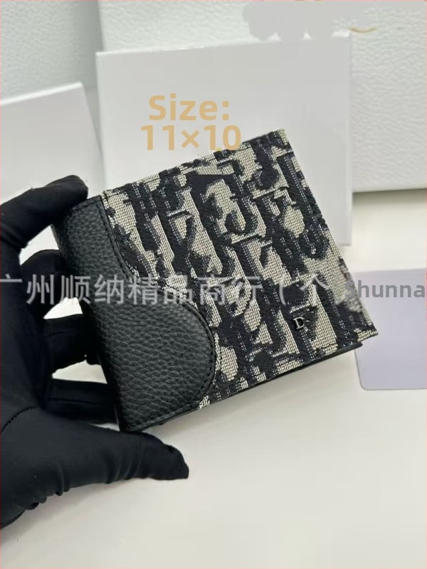 D-brand valódi bőrből készült kártyatartó, rövid modell, gyémántvarrás, kopásálló