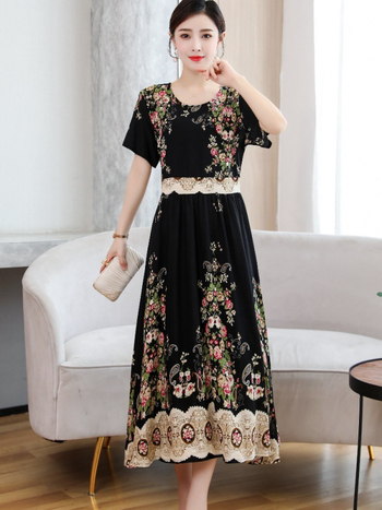 Šaty z viskózovej látky s kvetinovým vzorom, krátke rukávy, okrúhly výstrih, elastický pás, stredne dlhé, štýl princeznej.