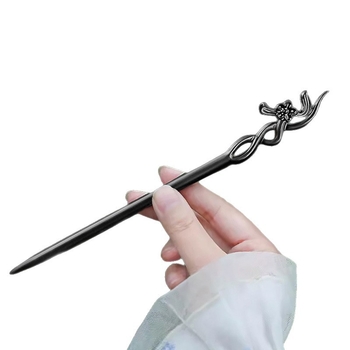 Clema de păr din lemn gravată cu floare de prune, în stil chinezesc (Material: Lemn; Stil: Chinezesc; Procesare: Gravare; Formă: Flori)