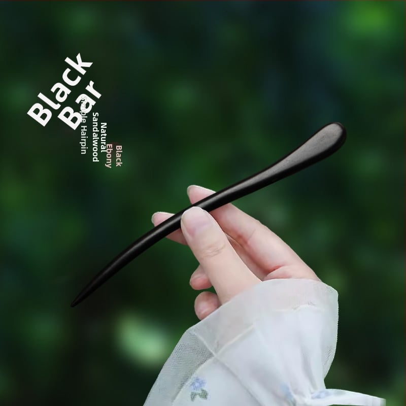 Clema de păr din lemn gravată cu floare de prune, în stil chinezesc (Material: Lemn; Stil: Chinezesc; Procesare: Gravare; Formă: Flori)