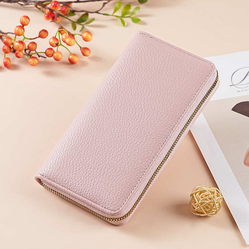 Portofel feminin din PU, textură piele granule (pebbled), capacitate mare, extensie, căptușală din piele sintetică, primăvara 2025