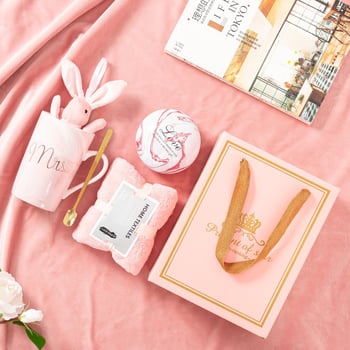 Κεραμικό φλιτζάνι, πενταμελής δώρο σετ σε κουτί δώρου, κυλινδικού σχήματος, με λαβή, κουταλάκι και κορδόνι μεταφοράς