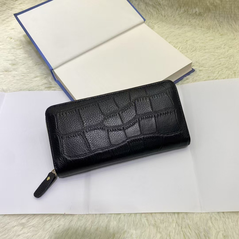 Portofel de damă din piele naturală, lung, din piele de vită de prim strat, model în carouri, căptușeală din piele de miel — Primăvara 2024