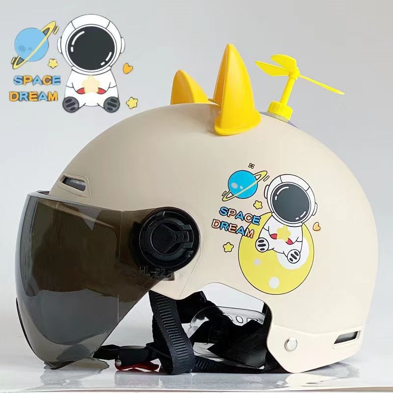 Fél sisak elektromos kerékpárhoz, ABS anyag, uniszex, minden évszakban használható, Gb811-2022b tanúsítvány