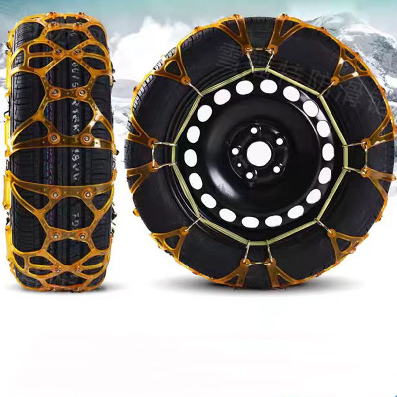 Gumi csúszásgátló kerékcsík autókhoz, SUV-khez és kisbuszokhoz — univerzális, körülbelül 4 kg, telepítés támogatott, illeszkedik 205/55R16, 235/55R18, 225/65R17 méretekhez