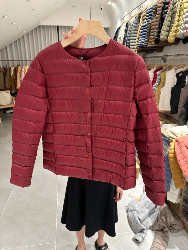 Dámska ľahká krátka bunda z bieleho kačacieho down, okrúhly výstrih, kasmírové výplň 51–55%