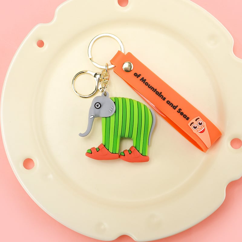 PVC kulcstartó – karikatúra figura Shanhaijing, ember bottal és cápa baba