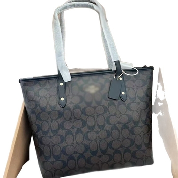 Γυναικεία τσάντα City30 Tote, PVC, αστικός μινιμαλιστικός στυλ, οριζόντιο ορθογώνιο σχήμα, κλείσιμο με φερμουάρ, εσωτερικό διαμέρισμα με φερμουάρ, εσωτερική τσέπη τύπου patch, επένδυση πολυεστέρα-βαμβάκι, διπλοί ιμάντες, μεγάλος χώρος αποθήκευσης