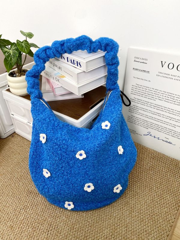 Crossbody torba u korejskom stilu, pliš materijal, oblik školjke croissant, zatvarač, podstava od platna, Zima 2025