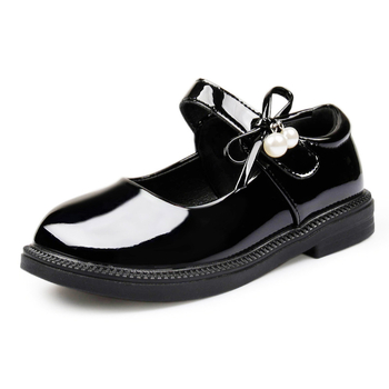 Dievčenské kožené topánky – vrchný diel z rozdelenej kože, gumová podrážka, zapínanie na suchý zips, PU vložka, priedušné, protišmykové, odolné voči opotrebeniu