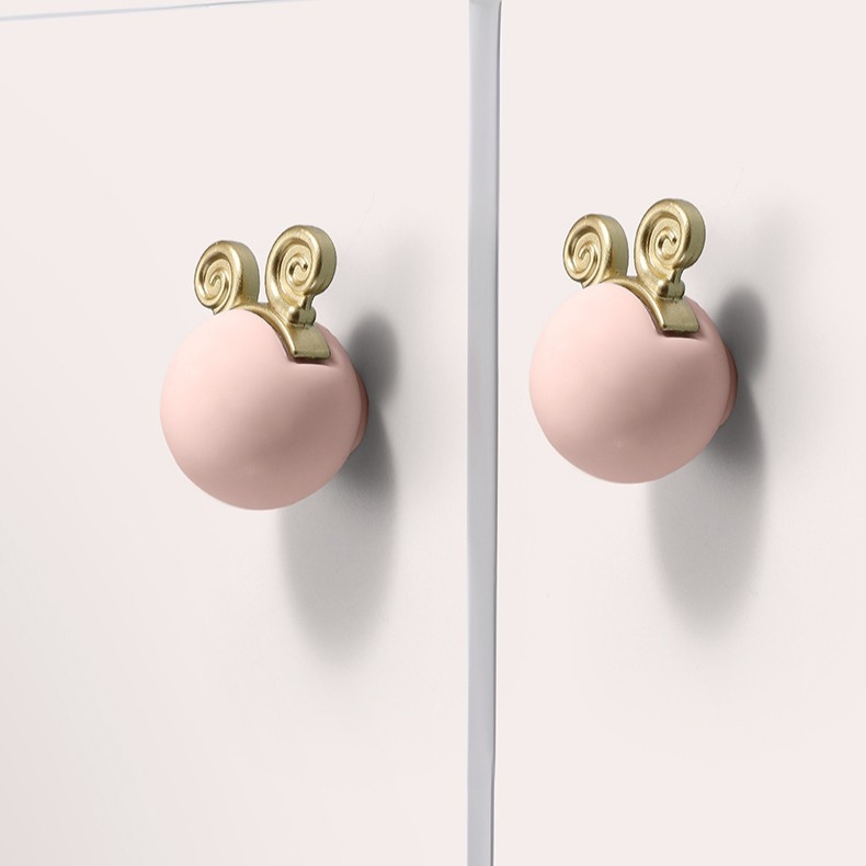 Μοντέλο 2991 — Μοντέρνα μινιμαλιστική καρτούν λαβή επίπλων με μία οπή για ντουλάπες, ντουλάπια και συρτάρια