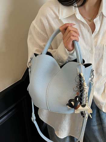 Geantă de damă tip bucket din PU, curea crossbody, închidere magnetică, căptușeală din piele sintetică, primăvara 2025