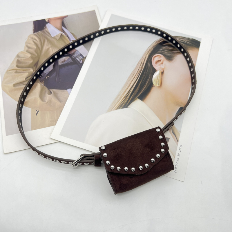 Curea pentru femei din PU cu nituri decorative, stil de călătorie de agrement, căptușeală PU, închidere tip capac, toamnă 2025