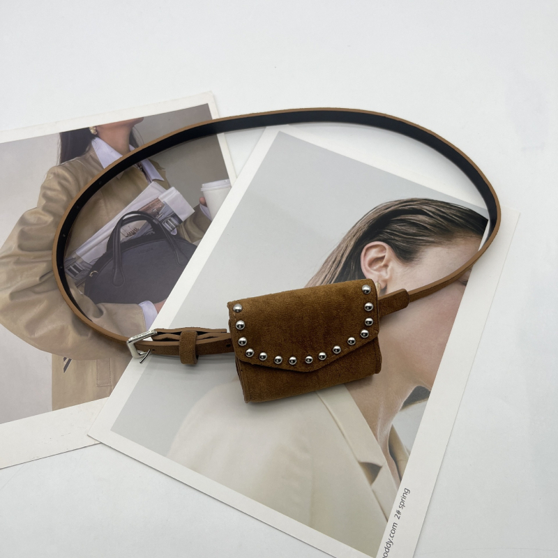 Curea pentru femei din PU cu nituri decorative, stil de călătorie de agrement, căptușeală PU, închidere tip capac, toamnă 2025