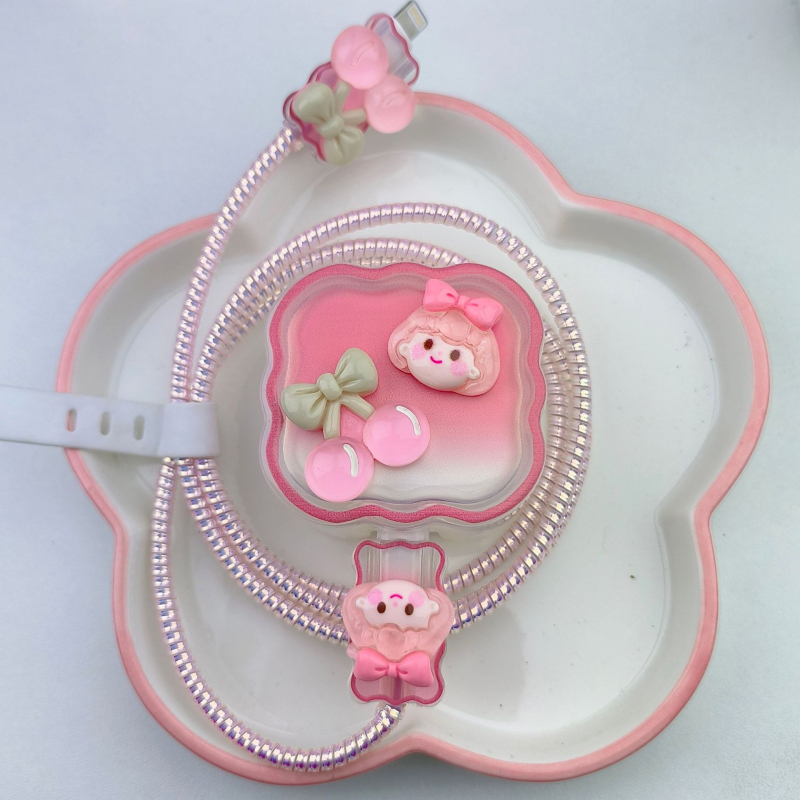 Saji TPU védőtok Apple 20W UK töltőhöz – ütésálló, testre szabható, permetezett felület – Modellok: 26526488348, 26537876955, 5432516367