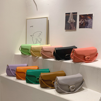 Clouds zenska PU mala kvadratna torbica — naramenicu preko ramena ili crossbody, horizontalni kvadratni oblik, zatvaranje kapicom, unutarnja džep sa zipom