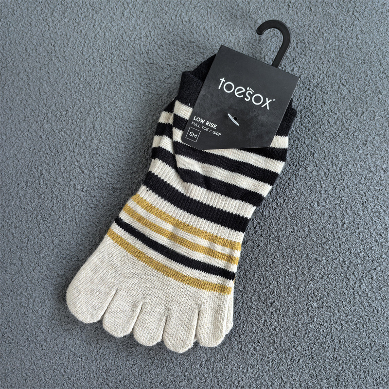 Toesox Pilates čarape s podijeljenim prstima - protuklizne, upijaju znoj, pamuk, za unutarnju yogu