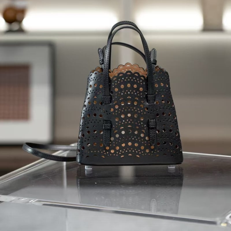 Τσάντα από γνήσιο δέρμα με κυματοειδές πλέγμα και διάτρητη φυλλώδη διακόσμηση, στυλ basket, αστικός μινιμαλιστικός crossbody με μονό λουρί, ορθογώνιο σχήμα, θήκη για κινητό και θήκη με φερμουάρ, επένδυση πολυεστέρα