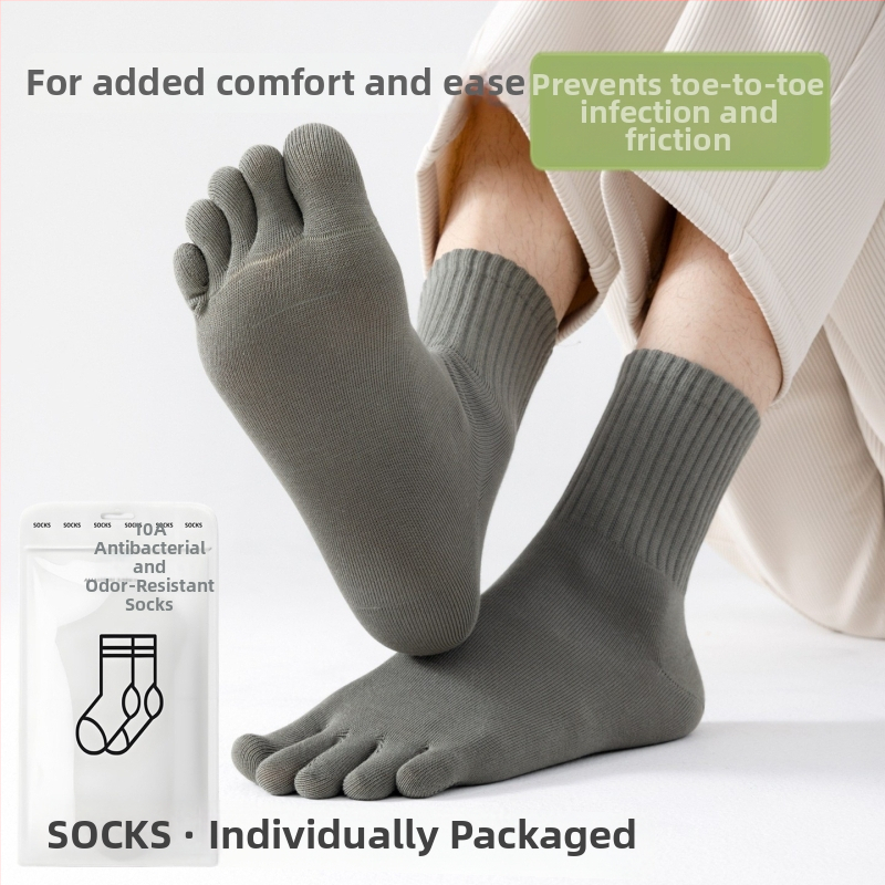 Mužské antibakteriálne bavlnené ponožky s oddelenými prstami, stredne vysoké, absorbujú pot a neutralizujú zápach, zloženie: 95% bavlna, 3% nylon, 2% elastán