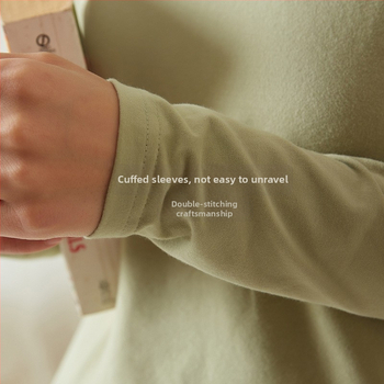 Set de lenjerie termică din bumbac pentru femei – bumbac 100%, model unic, guler rotund, mâneci lungi, țesătură subțire 121–140 g/m2