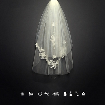 Νυφικό πέπλο από δίχτυ, διπλού στρώματος, με λευκά κρύσταλλα· απλό στυλ, κατάλληλο για γάμο, γενέθλια, φεστιβάλ