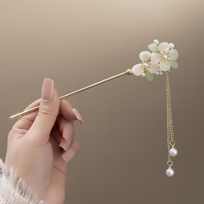 Clamă de păr din aliaj cu floare magnolie și ciucuri, stil nou chinezesc, finisaj electroplatat, personalizare disponibilă