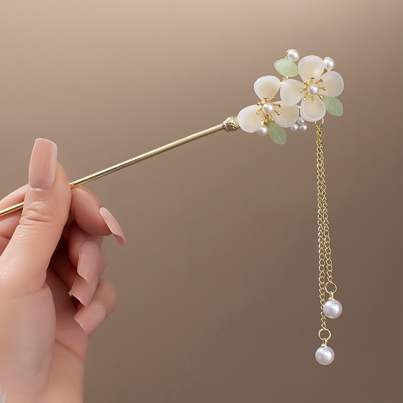 Clamă de păr din aliaj cu floare magnolie și ciucuri, stil nou chinezesc, finisaj electroplatat, personalizare disponibilă