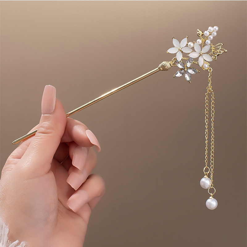 Clamă de păr din aliaj cu floare magnolie și ciucuri, stil nou chinezesc, finisaj electroplatat, personalizare disponibilă