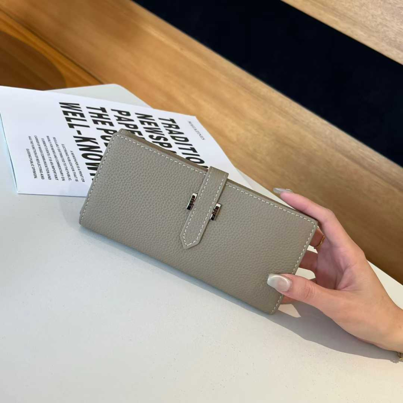 Γυναικείο μακρύ πορτοφόλι από γνήσιο δέρμα, δέρμα πρώτης στρώσης αγελάδας, επένδυση από καμβά, στυλ αστικός μινιμαλισμός, 2025