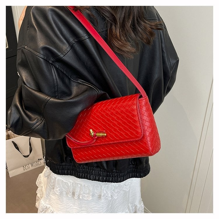 Τσάντα crossbody PU με καπάκι, οριζόντια τετράγωνη μορφή, επένδυση πολυεστέρα, μια ιμάντα, μοντέλο JC-8083, 2025 χειμώνας