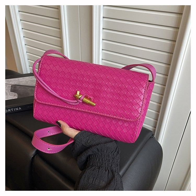 Τσάντα crossbody PU με καπάκι, οριζόντια τετράγωνη μορφή, επένδυση πολυεστέρα, μια ιμάντα, μοντέλο JC-8083, 2025 χειμώνας