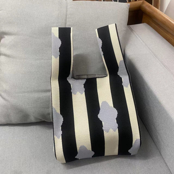 Ženska bucket torba — Waiya, poliester materijal, poliester podstava, oblik koša, proljeće 2024