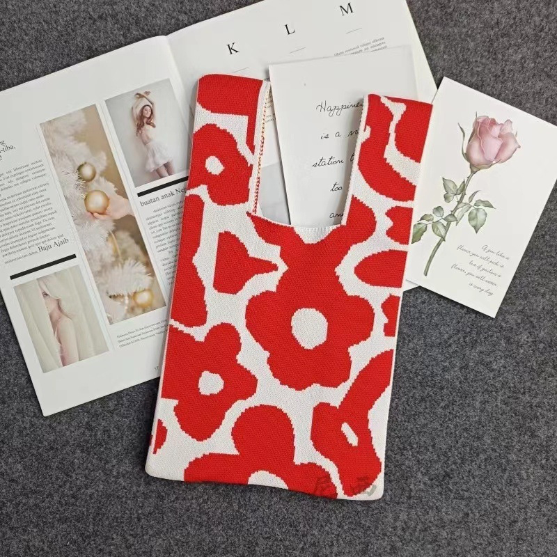 Ženska bucket torba — Waiya, poliester materijal, poliester podstava, oblik koša, proljeće 2024