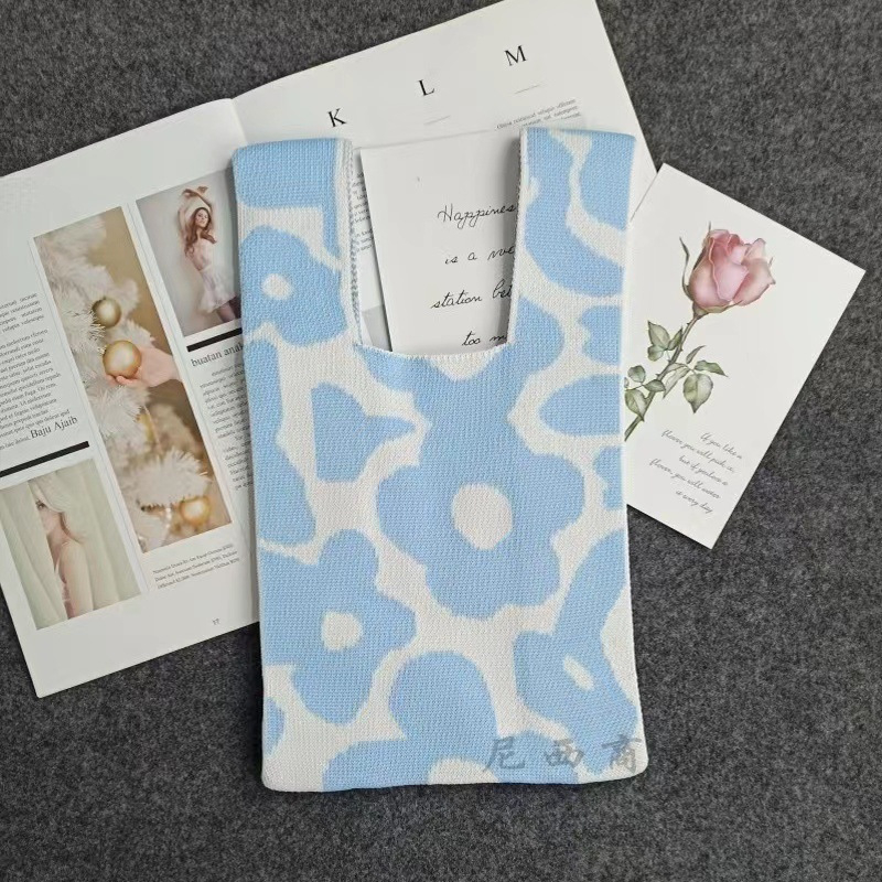 Ženska bucket torba — Waiya, poliester materijal, poliester podstava, oblik koša, proljeće 2024