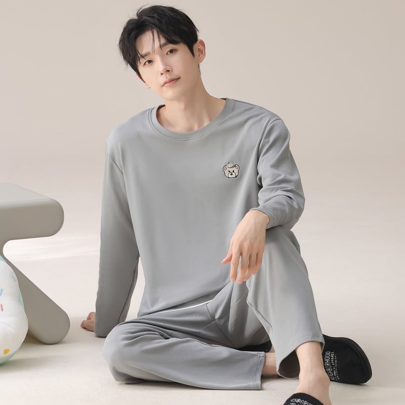 Ανδρικό σετ πιτζάμες από 100% βαμβάκι: πουλόβερ με στρογυλό λαιμό και μακριά μανίκια συν παντελόνια – Μεσαίου βάρους 161–180 g/m², διαπνέον, ελαστικό, κατάλληλο για οικιακή και εξωτερική χρήση