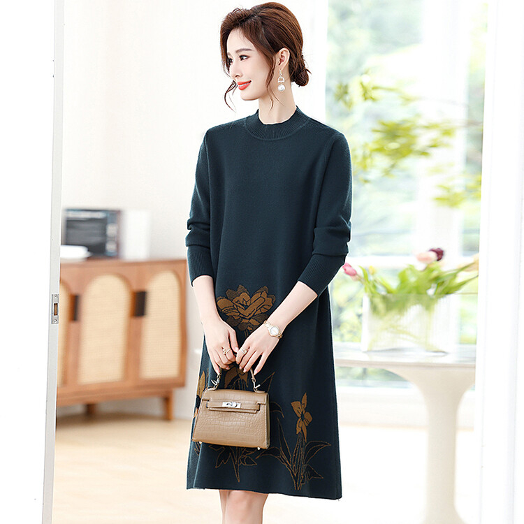 Női etno meleg szett: hálós kötött felső és hosszú szoknya, nyúl szőr 80–90%-os tartalom, friss és édes stílus