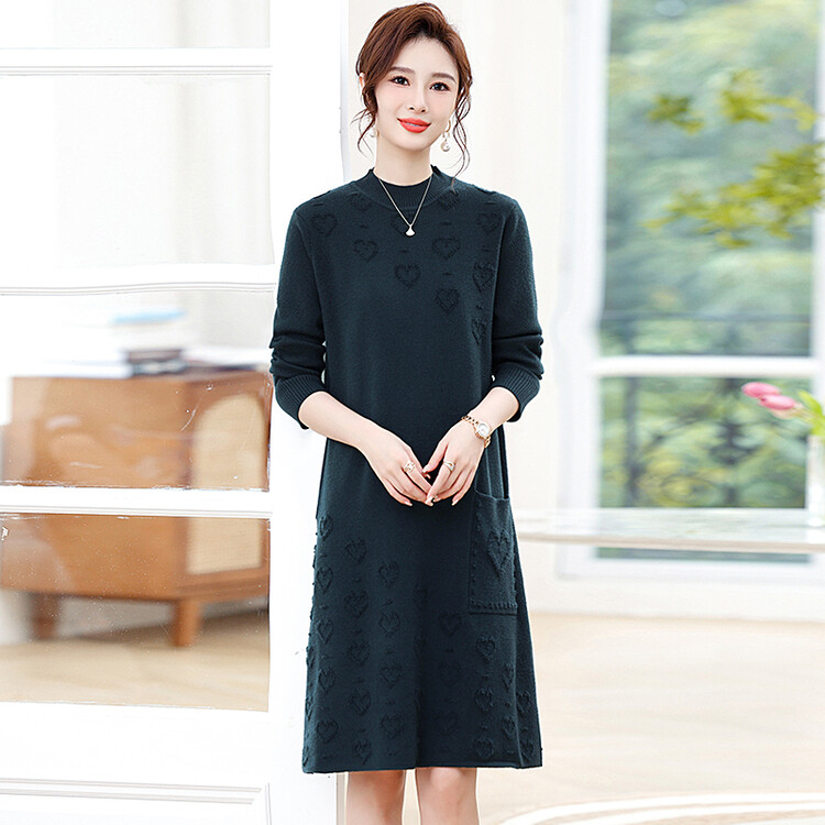 Női etno meleg szett: hálós kötött felső és hosszú szoknya, nyúl szőr 80–90%-os tartalom, friss és édes stílus