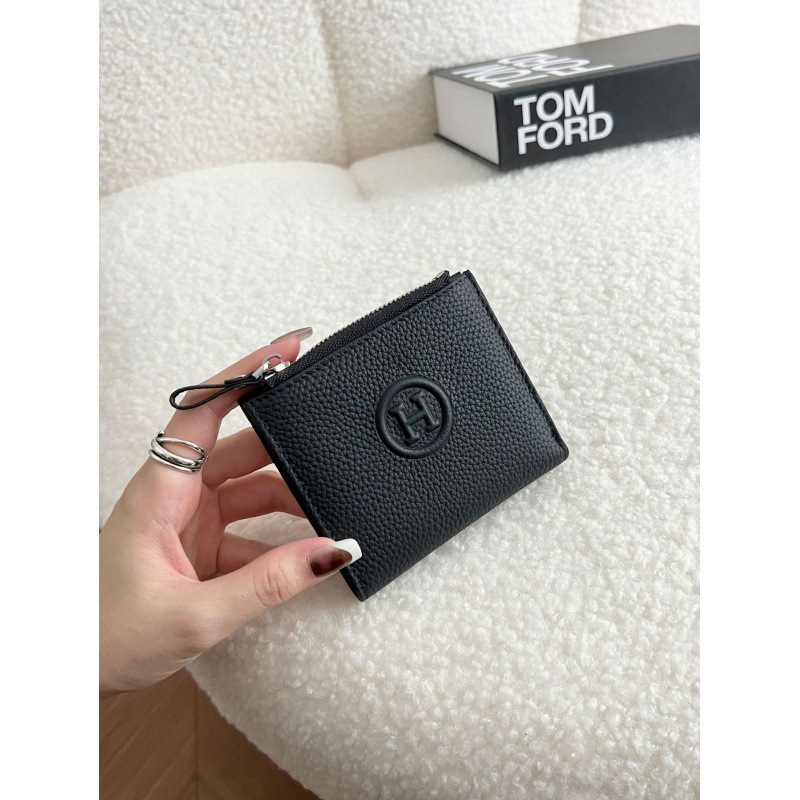 Γυναικείο πορτοφόλι από γνήσιο δέρμα, δύο διπλώματα, επένδυση καμβά, μοτίβο γράμματος