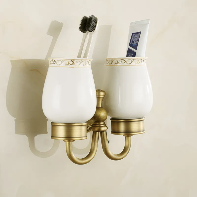 Bakreni držač za ručnike u kupaonici, europskog stila, brušeni završetak, montaža bez bušenja, komplet od šest dijelova ili više