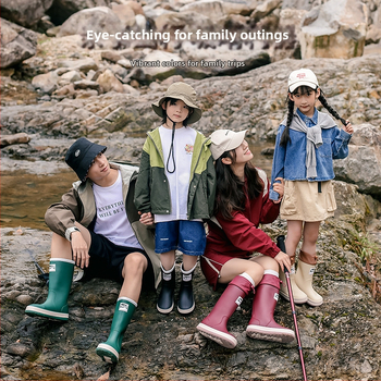 Cizme de ploaie, partea superioară din PVC, talpă plată, model monocrom, unisex