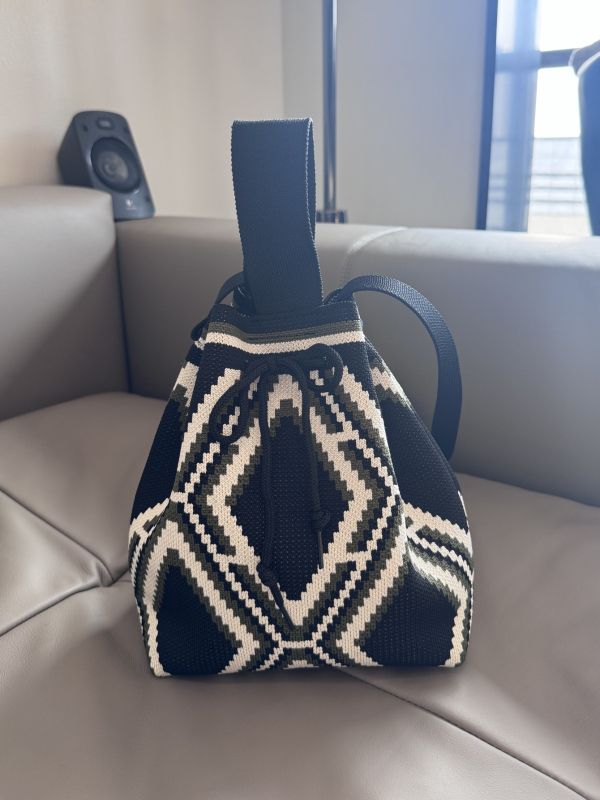 Torba za ramena sa šnonom, cilindričnog oblika, poliester, stil Fresh and Sweet, unutarnji džepovi za telefon, ID karticu i prijenosno računalo