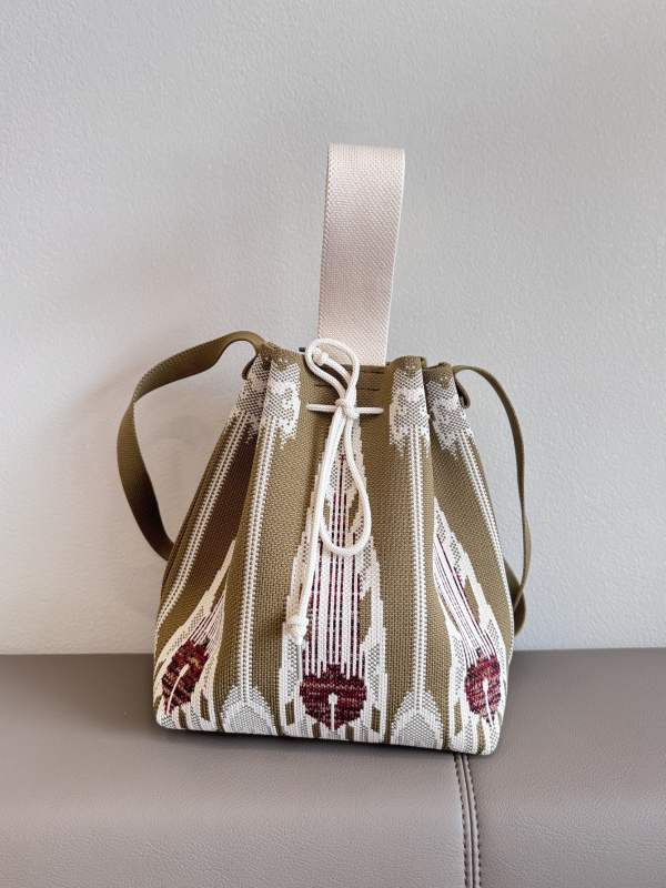 Torba za ramena sa šnonom, cilindričnog oblika, poliester, stil Fresh and Sweet, unutarnji džepovi za telefon, ID karticu i prijenosno računalo