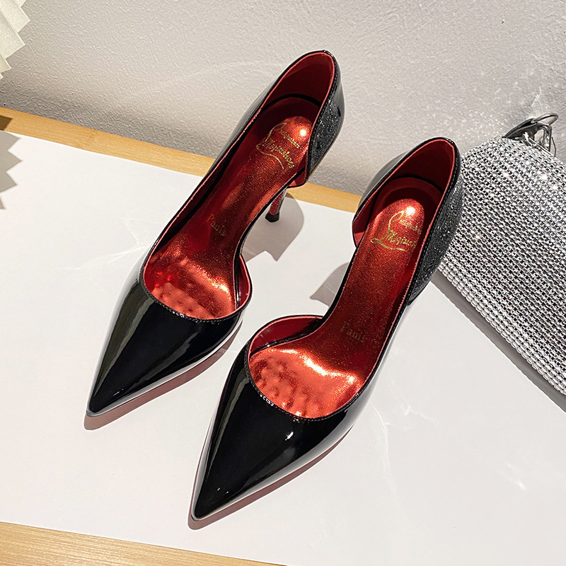 Banketné topánky s ostro špičkou, tenký podpätok nad 8 cm, nízky členok, vnútorná koža stielka