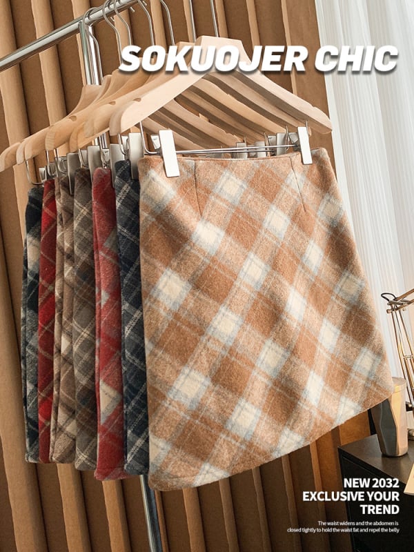Kockovaná vlnená hip sukňa – krátka A-línia, neformálny štýl (Jar 2025)