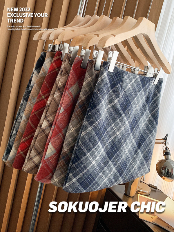 Kockovaná vlnená hip sukňa – krátka A-línia, neformálny štýl (Jar 2025)