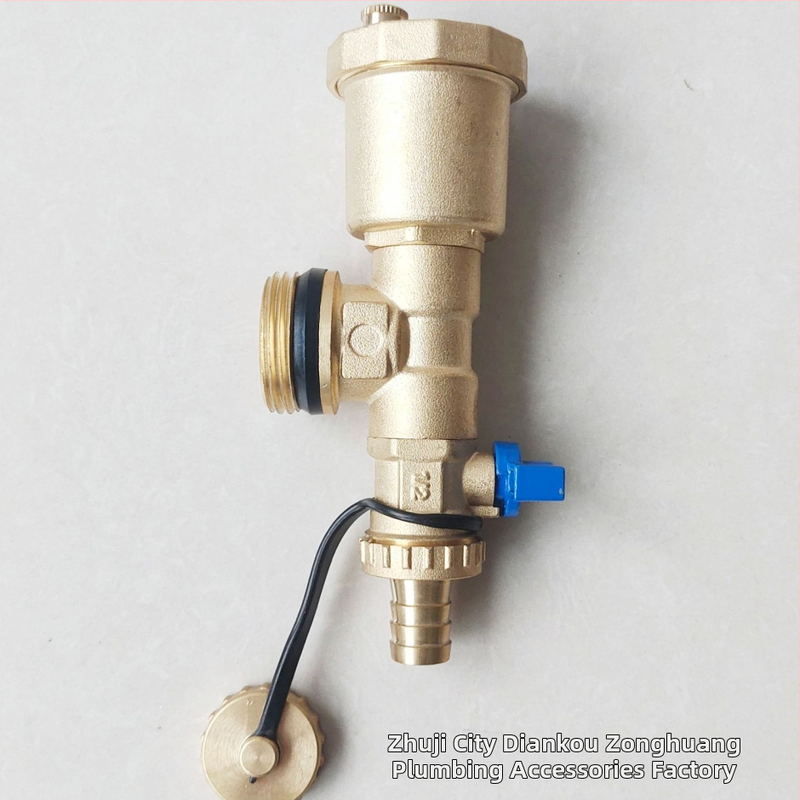 Rozdelovač podlahového vykurovania, meďné telo, závitové pripojenie, automatický odvzduňovací ventil, elektroplátovaný povrch, prevádzková teplota 1-100°C